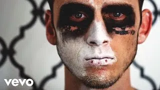 Thumbnail: Machine Gun Kelly - At My Best (Video) ft. Hailee Steinfeld