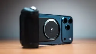 Thumbnail: Turn Your iPhone Into a PRO Camera | PGYTECH MagCam 2