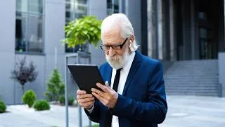 Thumbnail: Why Your Cardiologist Might Tell You To Skip AirPods