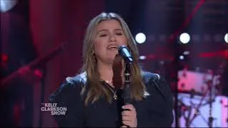 Thumbnail: Kelly Clarkson Sings  "Make Me Feel" by Janelle Monáe  September 23, 2021 Live Concert Performance