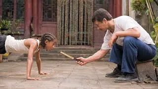 Thumbnail: Sus Compañeros Se Burlaron de El y Le Pide a Jackie Chan Que Le Enseñe Kung Fu (Karate Kid)