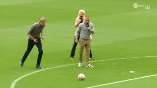 Thumbnail: Watch Peter Crouch trying to score only ends up becoming a meme😂