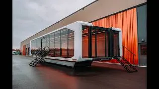 Thumbnail: The New Expandable Trailer 53ft - Size does matter