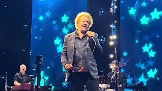Thumbnail: Stars. Simply Red. Dublin, Ireland. September 24, 2025. 
