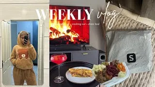 Thumbnail: VLOG : homebody vlog + crashing out + making breakfast + shein haul + meet my family & more