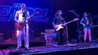Thumbnail: Eagles of Death Metal - Don't Speak (I Came To Make A Bang!) LIVE (4K)