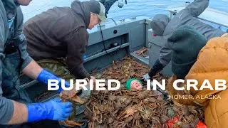 Thumbnail: Burying the Outdoor Boys in Tanner Crabs | 500 Crabs in One Trip