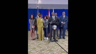 Thumbnail: BREAKING: Orange County Mayor Jerry Demings suspends campaign for Governor