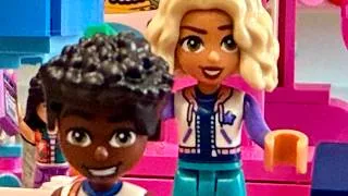 Thumbnail: LEGO Friends Candy & Cupcake Ferris Wheel (42700) | Speed Build