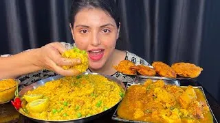 Thumbnail: Eating Khichdi with Gobi Masala, Pakode, Chutney | ASMR | Mukbang Eating Show 