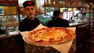 Thumbnail: 🍕 Italian Pizza in Athens 🇬🇷 | Inside the City’s Most Unique Restaurant!