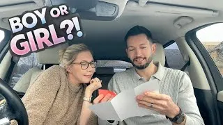 Thumbnail: IT'S A...💗💙