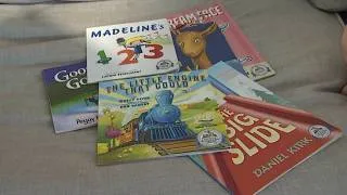 Thumbnail: Dolly Parton book program returning to Southern Nevada