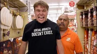Thumbnail: Screaming in Stores Prank