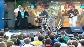 Thumbnail: Götz Alsmann & The Sentimental - Pin Ups (I'm a Pin Up Collector) 1985