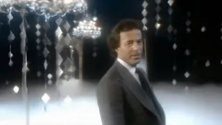 Thumbnail: Julio Iglesias - Begin the Beguine (Volver a Empezar)