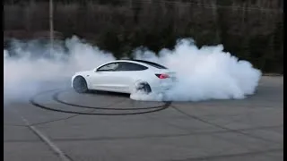 Thumbnail: BEST TESLA DRIFT/BURNOUT/*SOUND* OF ALL TIME | SPECIAL SUNDAY