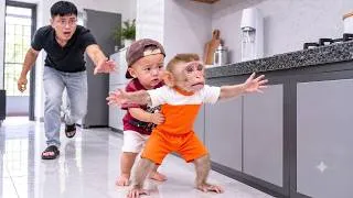 Thumbnail: Baby Monkey Gets Worried & Tries to Protect the Baby… Then Calls Dad! ❤️