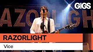 Thumbnail: Razorlight - Vice  (Isle Of Wight 2005)