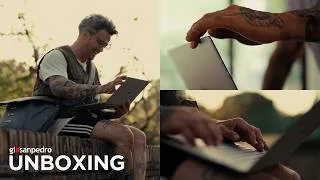 Thumbnail: ASUS ExpertBook Ultra – The Flagship of the Industry. Period | ASMR Unboxing