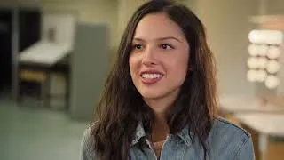 Thumbnail: Olivia Rodrigo Gets The Devil Wears Prada Treatment at SNL