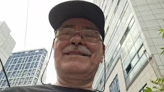 Thumbnail: Walking GOAT ls At The GS25 Shopping #funny #oldman 