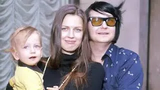 Thumbnail: "Roy Orbison's Son EXPOSES the Untold Truth: You Won't Believe This Revelation!"
