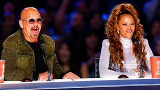 Thumbnail: Sweet Girls Start BRUTAL Screams! The Audience Couldn't Believe It
