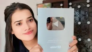 Thumbnail: SILVER PLAY BUTTON UNBOXING 🫶🧿❤️#vlog #silverplaybutton #unboxing #viralvlogs #dailyvlog 