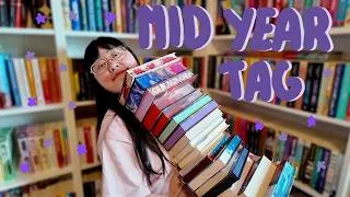 Thumbnail: I Read 335 Books So Far This Year and These Are My Faves 🥰 2026 Mid Year Tag