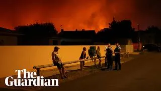 Thumbnail: Thousands evacuated in south of France as wildfire rages across pine forest