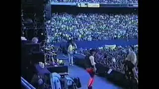 Thumbnail: Guns N' Roses - Paradise City (Live at Giants Stadium 8.16.1988) (raw footage)