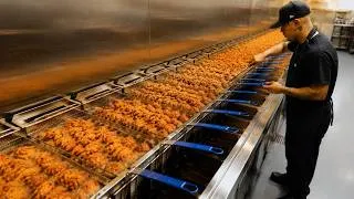 Thumbnail: 【LA's Favorite】A Day Inside LA’s Chicken Burger Shop | Hundreds of Crispy Chickens Fried and Sauced