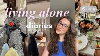 Thumbnail: weekly vlog 🫐 what i eat, buchempfehlung, therapie beenden & draußen sein