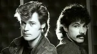 Thumbnail: Daryl Hall & John Oates - Kiss on My List (Remastered Audio) HQ