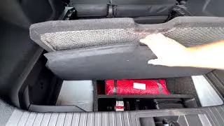 Thumbnail: MITSUBISHI Grandis – Does It Have a Spare Tyre?