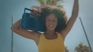 Thumbnail: DAVID WALTERS - KRYE MWEN (OFFICIAL MUSIC VIDEO)