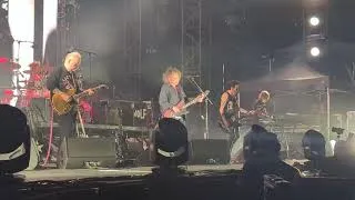 Thumbnail: The Cure / Shake Dog Shake - live a Nimes night 3 2026
