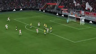 Thumbnail: Huijsen in EA SPORTS FC 25