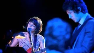 Thumbnail: Dear Darling  - Norah Jones
