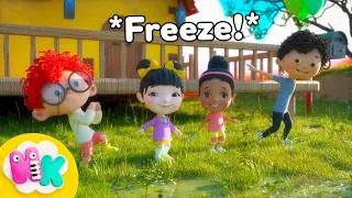 Thumbnail: Freeze Tanz ✨ Spiel mit mir „Statue“! | Lied für Kinder | HeyKids Kinderlieder TV