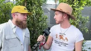 Thumbnail: yler Braden Opens Up at Stagecoach | Hollywire