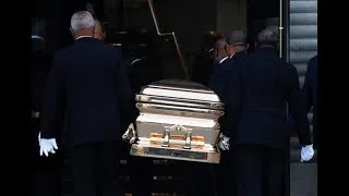 Thumbnail: Aretha Franklin laid to rest in gold coffin as fans line road to pay final respects