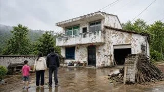 Thumbnail: Inherited Old House on Mountain from Grandfather, He Restored It to Become His Greatest Pride
