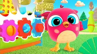 Thumbnail: Hop Hop the owl and Peck Peck the woodpecker are playing with toy tools.