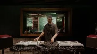 Thumbnail: Hot Creations Galactic Radio Transmission: Kapuchon
