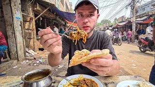Thumbnail: I Ate Where Tourists Won’t in Bangladesh 🇧🇩