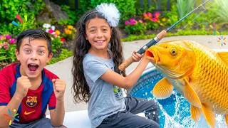 Thumbnail: Heidi and Zidane Pretend Play Swimming Pool Fishing! 🐠