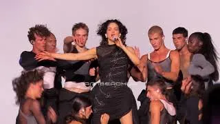 Thumbnail: ROSALIA - De Madruga (Live at the Kia Forum) | LUX Tour in Los Angeles