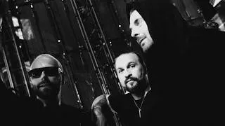 Thumbnail: Swedish House Mafia vs. Knife Party - Antidote (ID Remix)